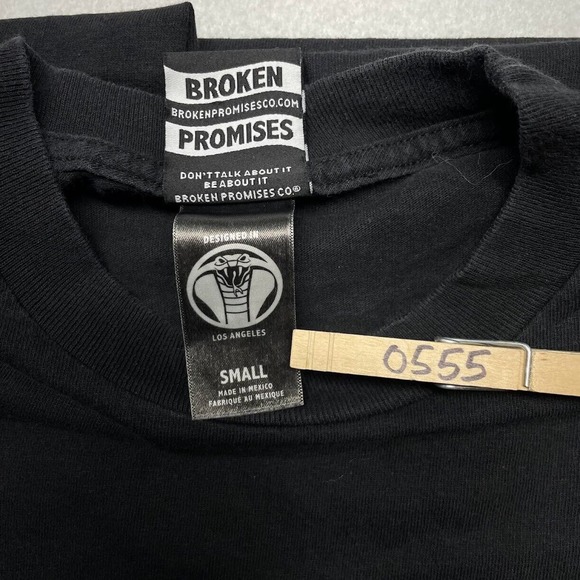 Broken Promises Rose Graphic Tee Thrifted Vintage Style Size S - Picture 11 of 11